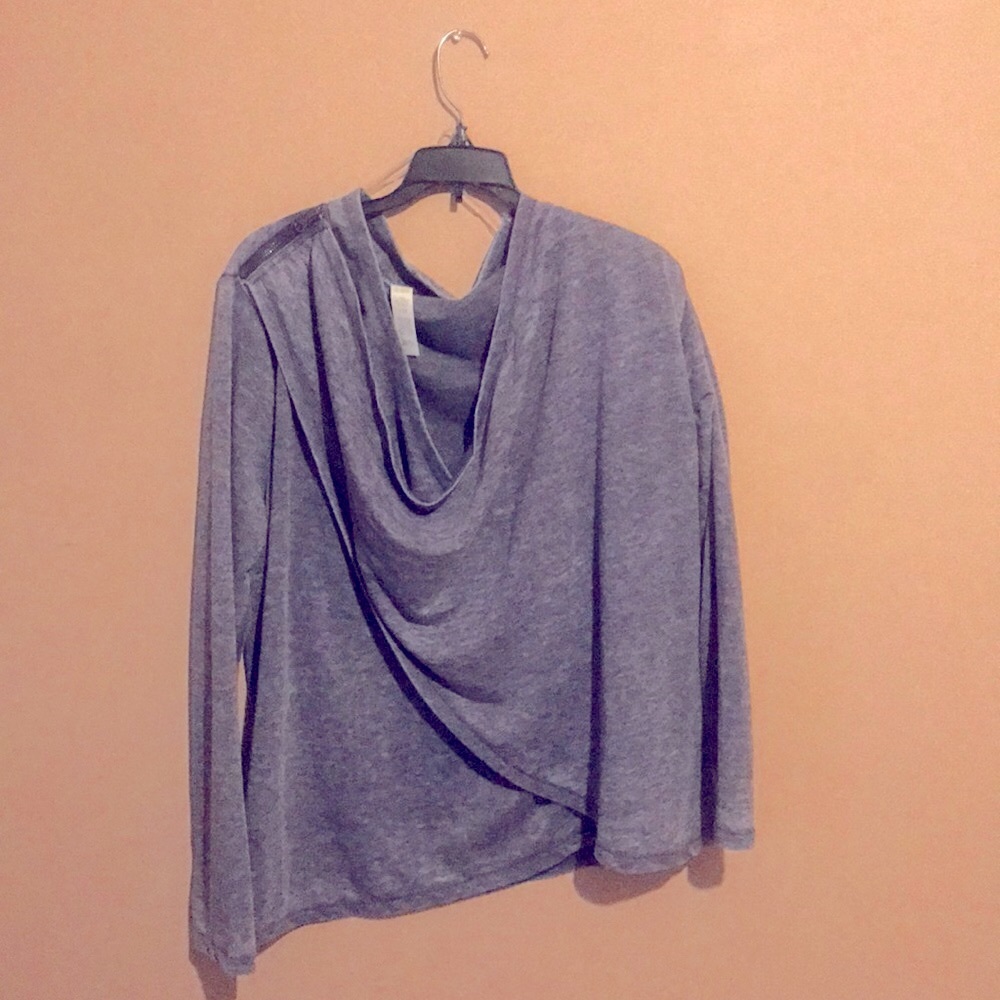 Active wear shirt